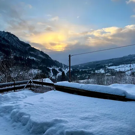 A Away From سوغندال
