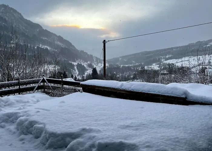 Semesterbostad A Away From